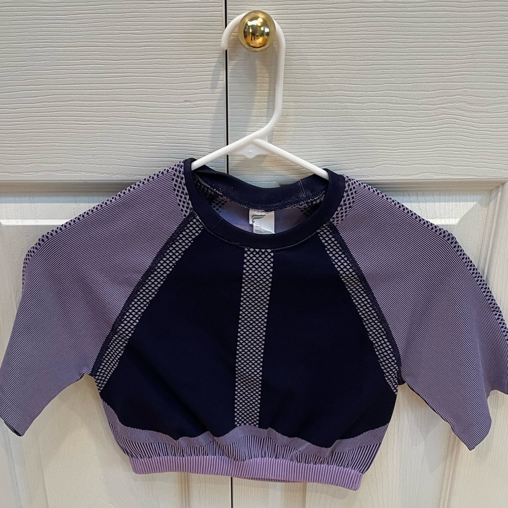 Fabletics crop NWT - Picture 2 of 6
